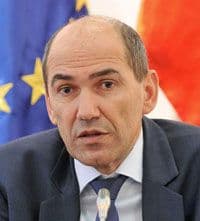 Slovenija priznala sirijsku opoziciju Slovenija priznala sirijsku opoziciju