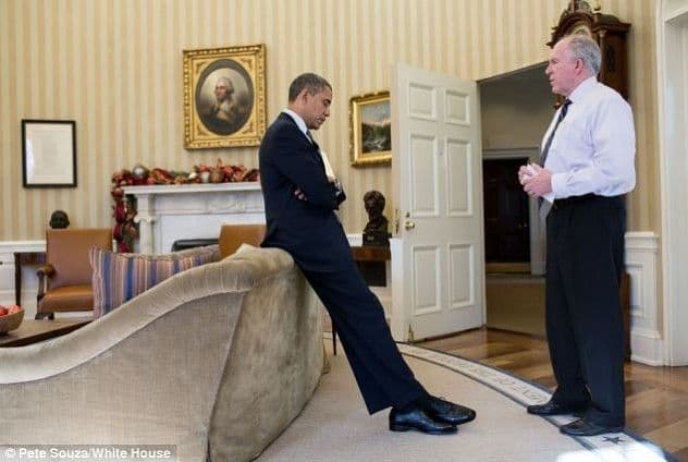 FOTO: Kako je Obama izgledao kada su mu rekli za masakr u Njutaunu FOTO: Kako je Obama izgledao kada su mu rekli za masakr u Njutaunu