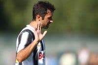 VIDEO: Vučinić propuštio veliku priliku za izjednačenje VIDEO: Vučinić propuštio veliku priliku za izjednačenje