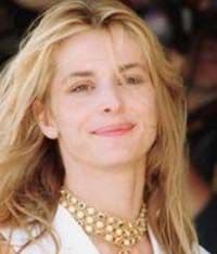 Slavna glumica progovorila o traumama iz djetinjstva Slavna glumica progovorila o traumama iz djetinjstva