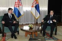 Prvi susret Dačića i Milanovića nakon smjene vlasti u Srbiji  Prvi susret Dačića i Milanovića nakon smjene vlasti u Srbiji