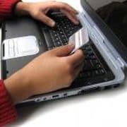 Europol: Kriminalci ukradu sa kartica 1,5 milijardi eura Europol: Kriminalci ukradu sa kartica 1,5 milijardi eura