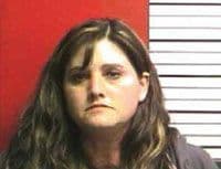 Udala se za učenika sa kojim je imala odnos i izbjegla zatvor Udala se za učenika sa kojim je imala odnos i izbjegla zatvor