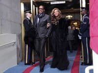 Bijonse je Amerikancima himnu izvela na plejbek Bijonse je Amerikancima himnu izvela na plejbek