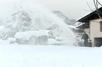 Popodne bez kiše, mecava na sjeveru Popodne bez kiše, mecava na sjeveru