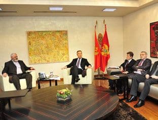 Ðukanovic –sindikalcima: Mjere kriznog poreza su neophodne da ne bi došli u goru situaciju Ðukanovic –sindikalcima: Mjere kriznog poreza su neophodne da ne bi došli u goru situaciju