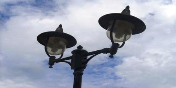 Policija u Herceg Novom rasvijetlila 11 krada stubova rasvjete Policija u Herceg Novom rasvijetlila 11 krada stubova rasvjete