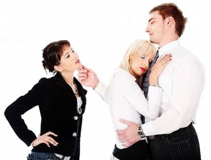 Šest situacija u kojima i najjači padaju u iskušenje Šest situacija u kojima i najjači padaju u iskušenje