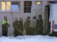 Zagreb: Eksploziv postavljali iz obijesti, rukovanju ih naučio otac jednog od šest osumnjičenih Zagreb: Eksploziv postavljali iz obijesti, rukovanju ih naučio otac jednog od šest osumnjičenih