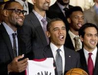 Obama ugostio Lebrona i šampionsku družinu sa Floride Obama ugostio Lebrona i šampionsku družinu sa Floride