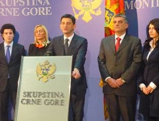 PAJOVIĆ: Samostalni izlazak Pozitivne na izbore u Nikšiću i Andrijevici ne doprinosi razjedinjavanju opozicije PAJOVIĆ: Samostalni izlazak Pozitivne na izbore u Nikšiću i Andrijevici ne doprinosi razjedinjavanju opozicije