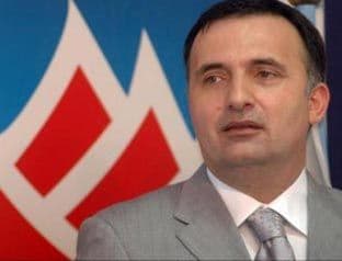 Milić: Partija kojoj instrukcije stižu van Crne Gore, zalutala na političkoj sceni Crne Gore Milić: Partija kojoj instrukcije stižu van Crne Gore, zalutala na političkoj sceni Crne Gore