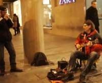 VIDEO: Rambo Amadeus kao ulični svirač VIDEO: Rambo Amadeus kao ulični svirač