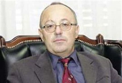 RATKOVIĆ: Pažljivo preispitati ugovore o privatizaciji, ne mogu se svi raskinuti RATKOVIĆ: Pažljivo preispitati ugovore o privatizaciji, ne mogu se svi raskinuti