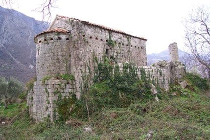 Klizišta sudbina Limljana, prije 120 godina crkva Sv.Tome “otplovila” stotinak metara Klizišta sudbina Limljana, prije 120 godina crkva Sv.Tome “otplovila” stotinak metara