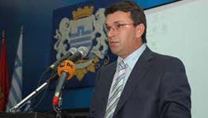 VUČELIĆ: Izbori u Podgorici 2014. kad im je i vrijeme VUČELIĆ: Izbori u Podgorici 2014. kad im je i vrijeme