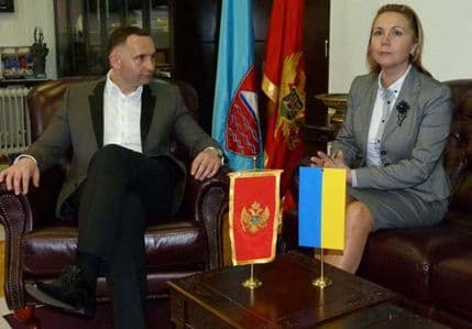 Žurić razgovarao sa ukrajinskom ambasadorkom Sljusarenko Žurić razgovarao sa ukrajinskom ambasadorkom Sljusarenko