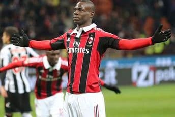 Baloteli opet napada