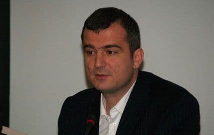 Muk:Za borbu protiv korupcije potrebna smjena vlasti Muk:Za borbu protiv korupcije potrebna smjena vlasti