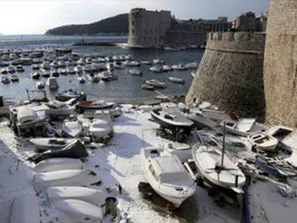 Snijeg pao u Dubrovniku i na Lastovu Snijeg pao u Dubrovniku i na Lastovu