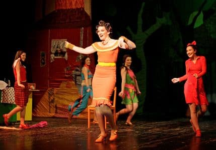 Raspjevana "Crvenkapa" u tivatskom Centru za kulturu Raspjevana "Crvenkapa" u tivatskom Centru za kulturu