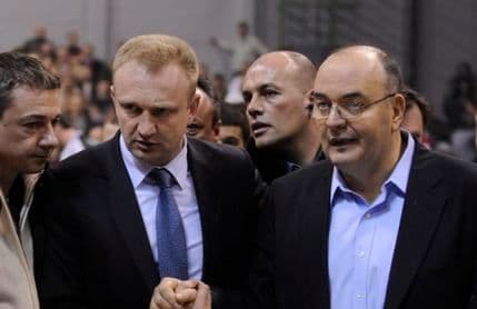 VIDEO: Sukob Vujoševića i Čovića u Kragujevcu VIDEO: Sukob Vujoševića i Čovića u Kragujevcu