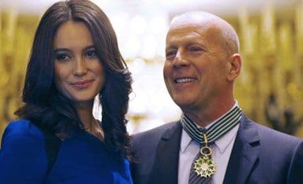 Brus Vilis dobio odlikovanje u Francuskoj Brus Vilis dobio odlikovanje u Francuskoj