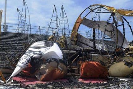 Karneval u Santosu: Zapalilo se vozilo, troje samba plesača poginulo Karneval u Santosu: Zapalilo se vozilo, troje samba plesača poginulo