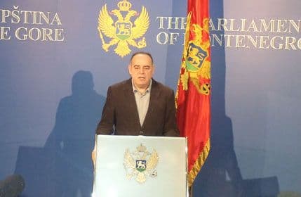 Simović: Reakcija SDP-a očekivana, koalicija nije ugrožena (VIDEO) Simović: Reakcija SDP-a očekivana, koalicija nije ugrožena (VIDEO)