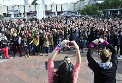 VIDEO: Podgorica je danas plesala protiv nasilja VIDEO: Podgorica je danas plesala protiv nasilja