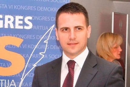 Vešović: Potvrdili da ne postoje pravne prepreke za Vujanovića Vešović: Potvrdili da ne postoje pravne prepreke za Vujanovića