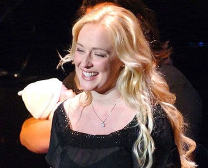 Kantri pjevačica Mindi Mekridi izvršila samoubistvo Kantri pjevačica Mindi Mekridi izvršila samoubistvo