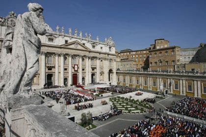 Kardinalima zabranjeno korištenje Twittera za vrijeme konklave Kardinalima zabranjeno korištenje Twittera za vrijeme konklave