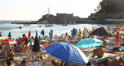 Crnu Goru 2012. posjetilo blizu milion i po turista Crnu Goru 2012. posjetilo blizu milion i po turista