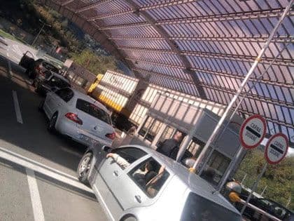 Granični policajci traže 40.000 eura za prekovremeni i noćni rad Granični policajci traže 40.000 eura za prekovremeni i noćni rad