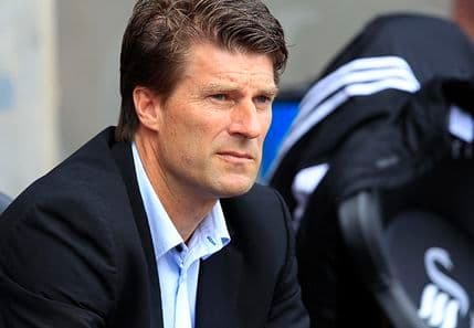 Navijači Reala: Dajte nam Laudrupa umjesto Murinja Navijači Reala: Dajte nam Laudrupa umjesto Murinja