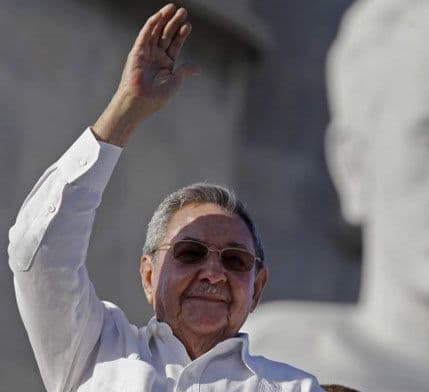 Raul Kastro se povlači? Raul Kastro se povlači?