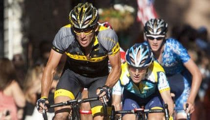 Vlada SAD tužila Armstronga Vlada SAD tužila Armstronga