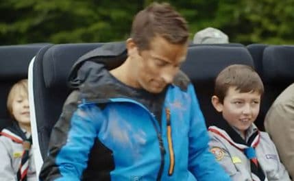 Kada Ber Grils brine o bezbjednosti u avionu Kada Ber Grils brine o bezbjednosti u avionu