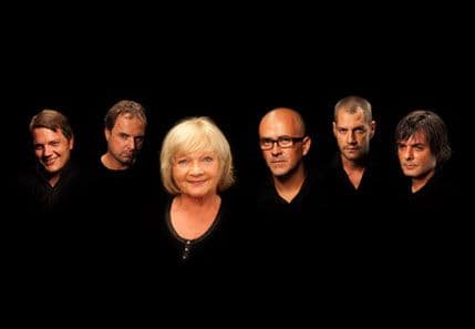 Darkwood Dub i Bisera Veletanlić u KIC-u Darkwood Dub i Bisera Veletanlić u KIC-u