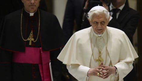 Benedikt obećao bezuslovnu poslušnost novom papi Benedikt obećao bezuslovnu poslušnost novom papi