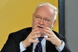 Korać: Duvanskom aferom Koštunica je želio da sruši Đukanovića i Đinđića Korać: Duvanskom aferom Koštunica je želio da sruši Đukanovića i Đinđića