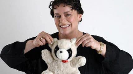 Vesna Čipčić izvodi monodramu "Oskar i Mama Roz" u Tivtu Vesna Čipčić izvodi monodramu "Oskar i Mama Roz" u Tivtu