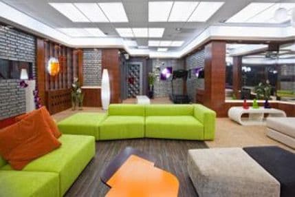 Sindi iz "Modelsa", Ava Karabatić i Toni Montano u Velikom bratu Sindi iz "Modelsa", Ava Karabatić i Toni Montano u Velikom bratu