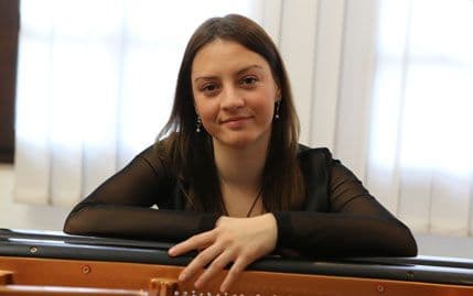 Solistički koncert pijanistkinje Milene Kaluđerović u KIC-u Solistički koncert pijanistkinje Milene Kaluđerović u KIC-u