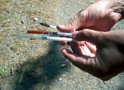 Juventas očistio od špriceva atomsko na Starom aerodromu Juventas očistio od špriceva atomsko na Starom aerodromu