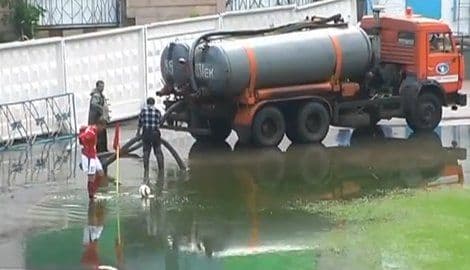 VIDEO: Ako ste se žalili na domaći fudbal, pogledajte Kazahstance! VIDEO: Ako ste se žalili na domaći fudbal, pogledajte Kazahstance!