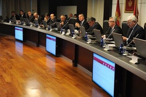 VLADA: EPCG i CGES da uplate 45 hiljada eura  Komisiji za procjenu štete VLADA: EPCG i CGES da uplate 45 hiljada eura  Komisiji za procjenu štete