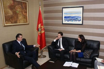 Susret Gvozdenović-Vrbenski: Proces regularizacije otvoriće prostor za primjenu mjera Susret Gvozdenović-Vrbenski: Proces regularizacije otvoriće prostor za primjenu mjera