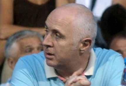 Acu Đukanoviću da se isplati deset miliona za bivšu zgradu MUP-a Acu Đukanoviću da se isplati deset miliona za bivšu zgradu MUP-a